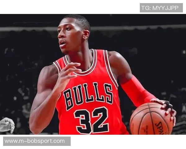 太阳队决定执行瑞安邓恩新秀合同第三年球队选项继续培养潜力球员