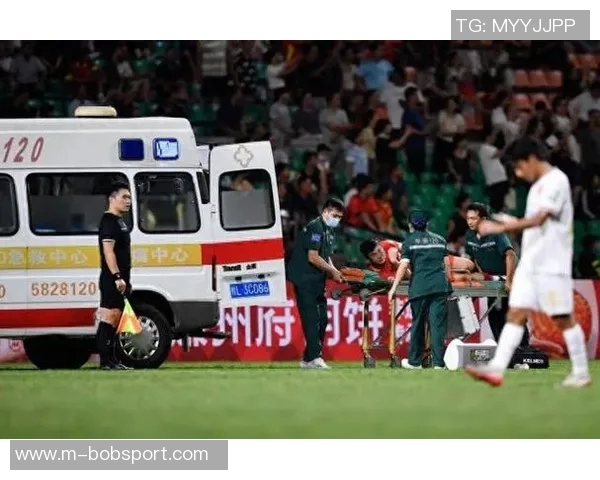 广西平果队员黄威右侧胫腓骨骨皮质断裂预计恢复时间为八个月 广西平果队员黄威右侧胫腓骨骨皮质断裂预计恢复时间为八个月