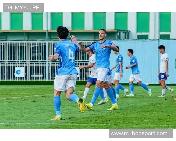 热身赛深圳新鹏城与深圳二零二八交锋技战术演练成比赛主要目的 热身赛深圳新鹏城与深圳二零二八交锋技战术演练成比赛主要目的