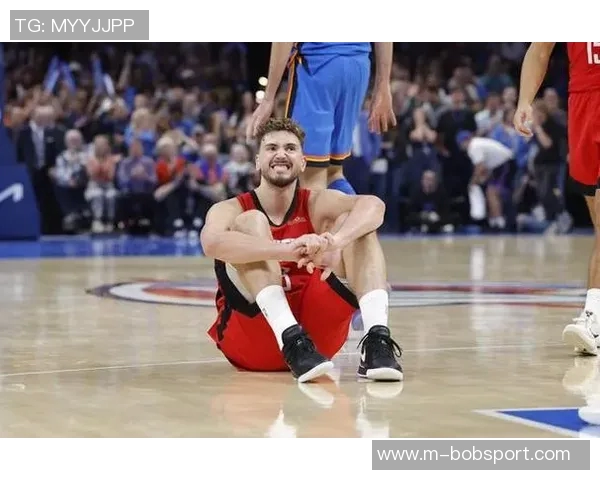 乌度卡称赞申京传球能力提升决策速度显著加快助力球队表现 乌度卡称赞申京传球能力提升决策速度显著加快助力球队表现