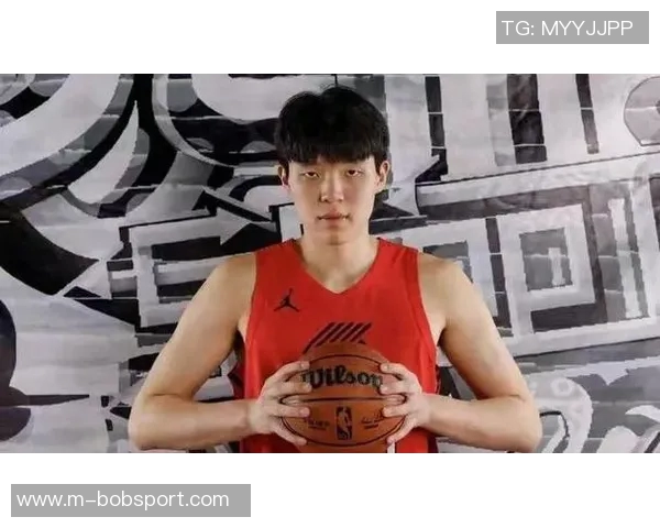 菜鸟球员埃奇库姆表现出色贡献26分状元秀状态低迷仅得2分小杨8分钟未能得分 菜鸟球员埃奇库姆表现出色贡献26分状元秀状态低迷仅得2分小杨8分钟未能得分