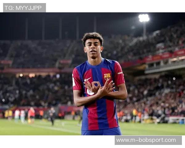 前球员建议亚马尔接受耻骨手术以避免伤痛困扰 前球员建议亚马尔接受耻骨手术以避免伤痛困扰