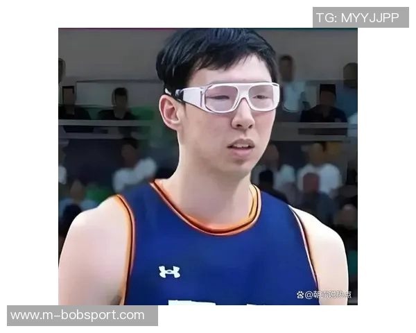 周琦内线强攻首开记录展现实力随即再度发力制造杀伤 周琦内线强攻首开记录展现实力随即再度发力制造杀伤