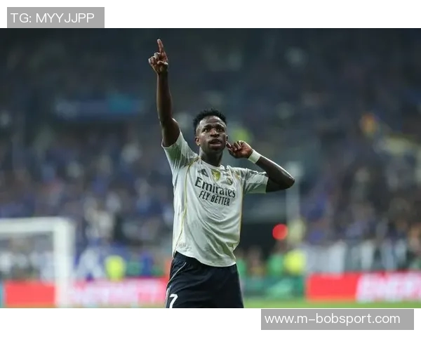 前维拉总监分析维尼修斯若去沙特皇马或将引进哈兰德的可能性 前维拉总监分析维尼修斯若去沙特皇马或将引进哈兰德的可能性